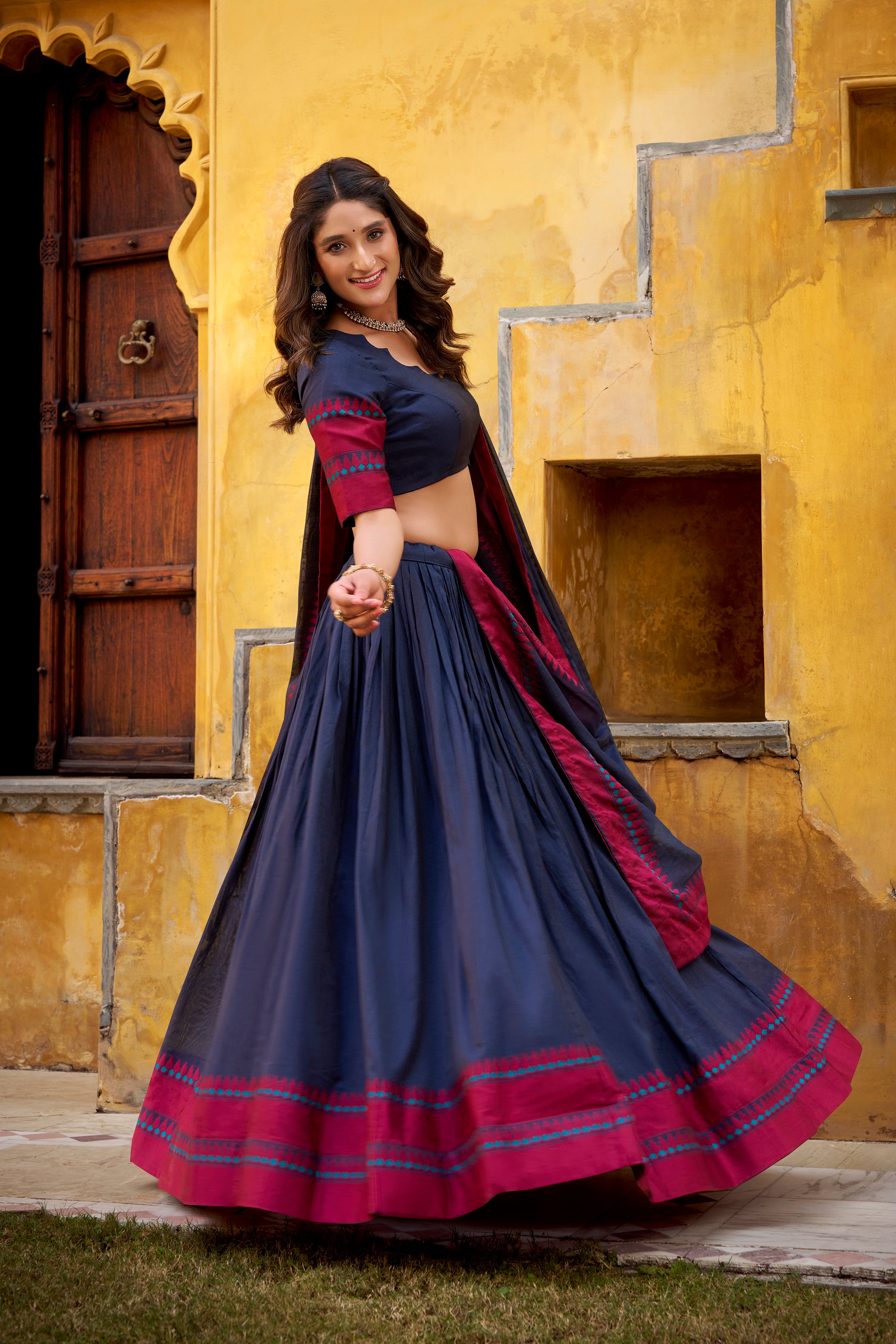 Designer Lehenga Choli with Contrast Border Dupatta.