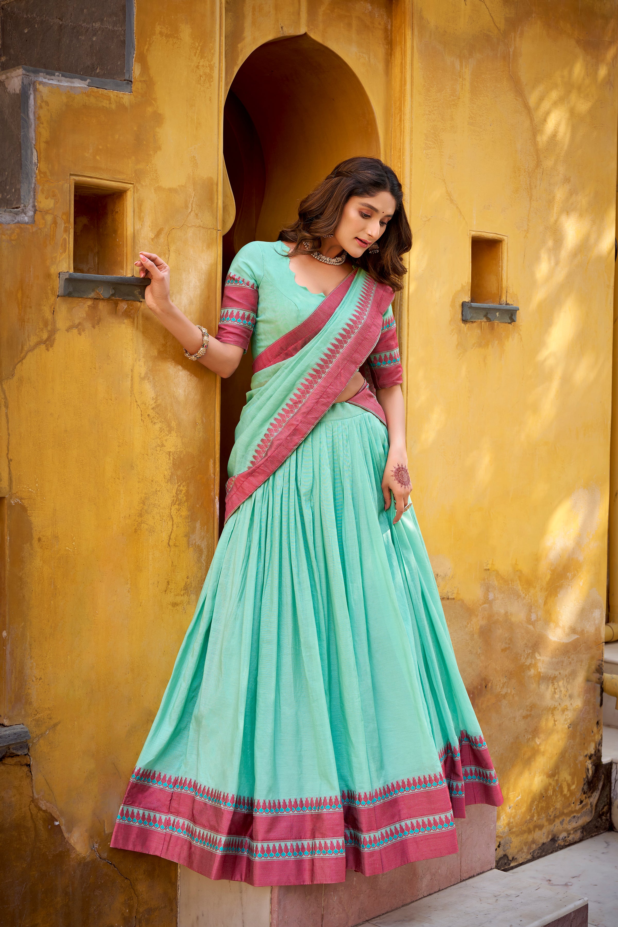 Designer Lehenga Choli with Contrast Border Dupatta.