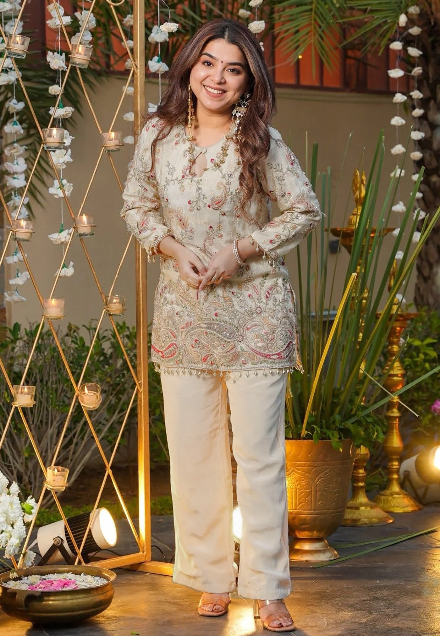 Designer Floral Embroidered Co-Ord Set.