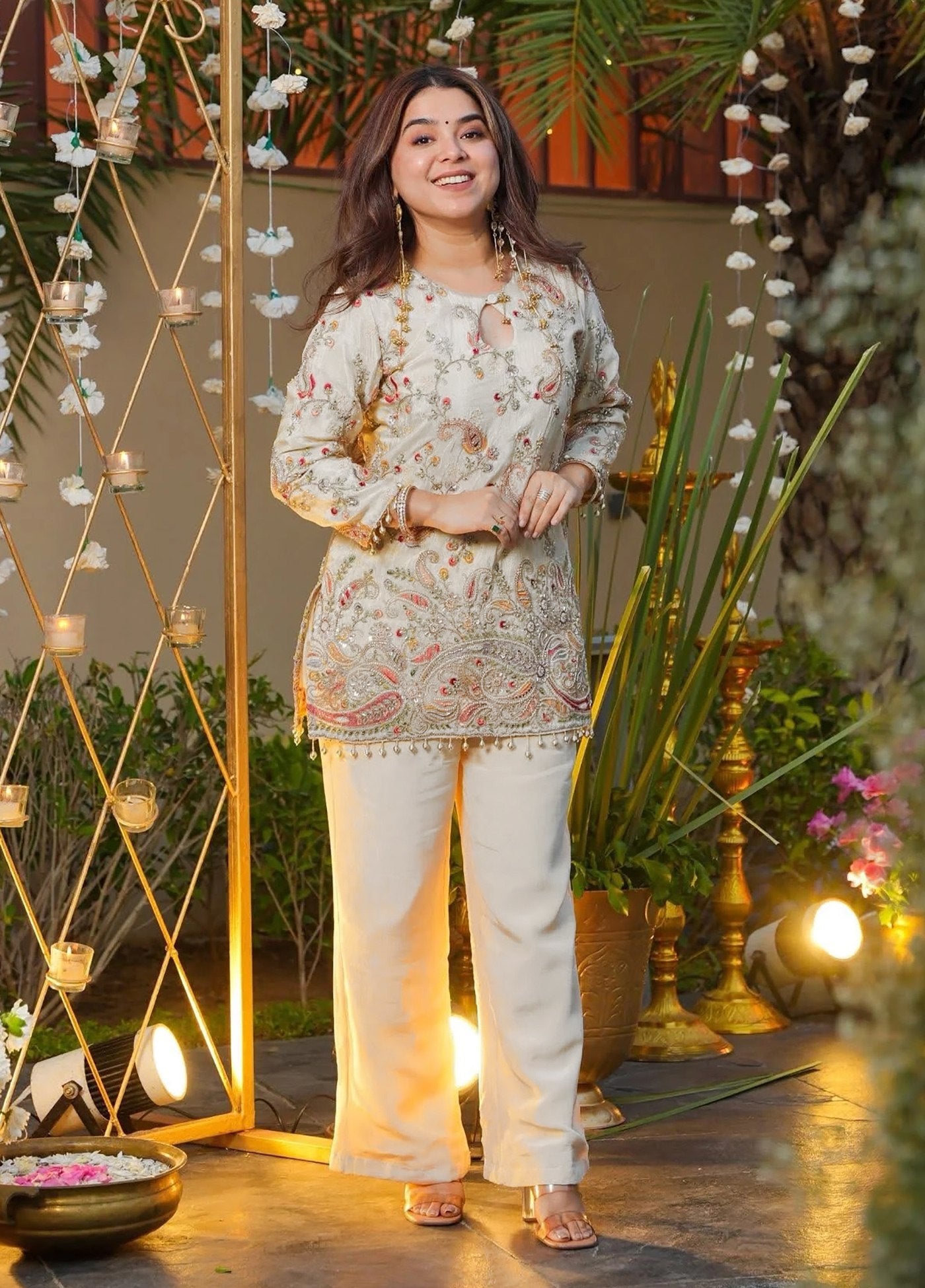 Designer Floral Embroidered Co-Ord Set.