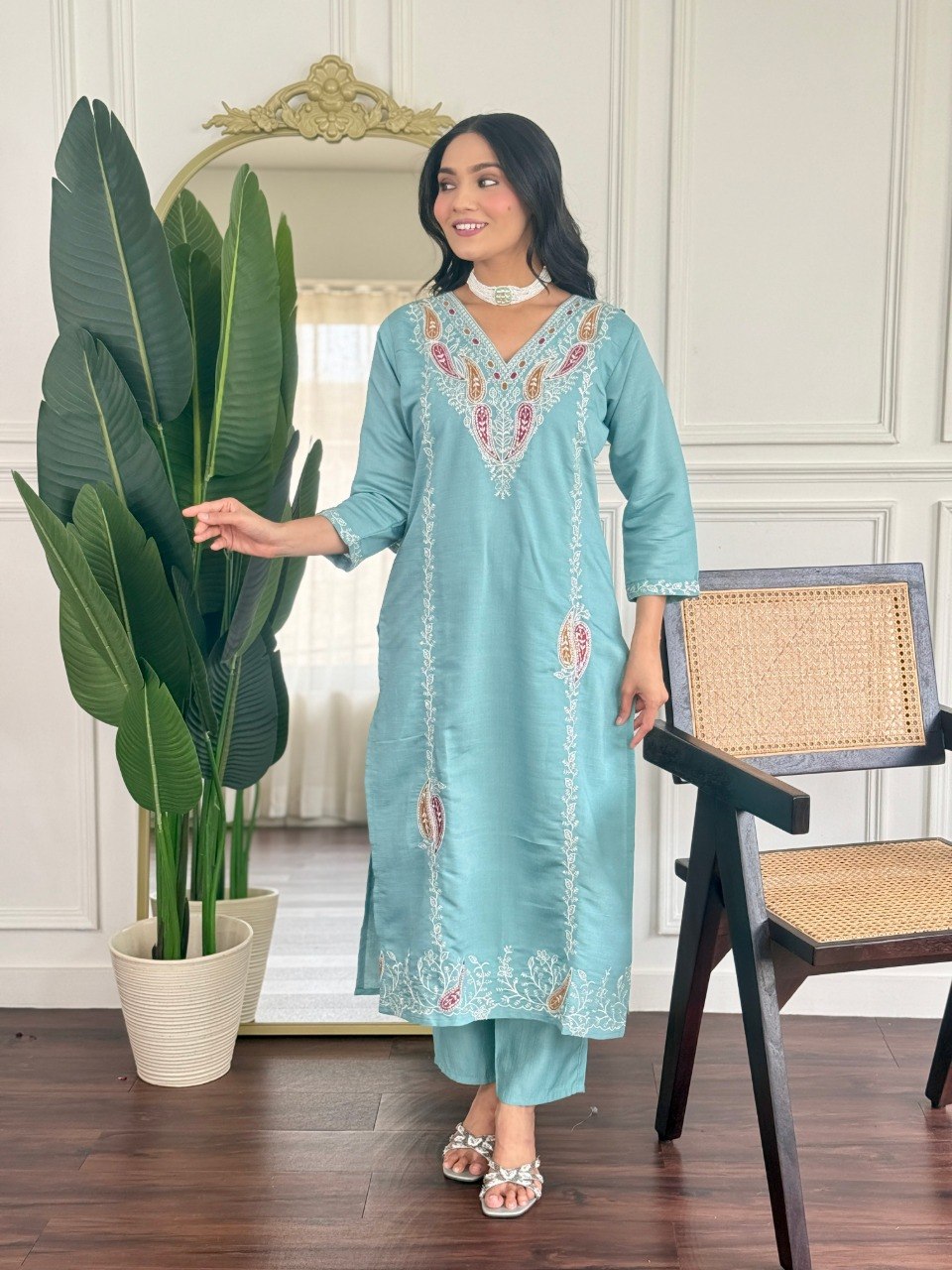 Women’s Designer Embroidered Ethnic Suit Set.