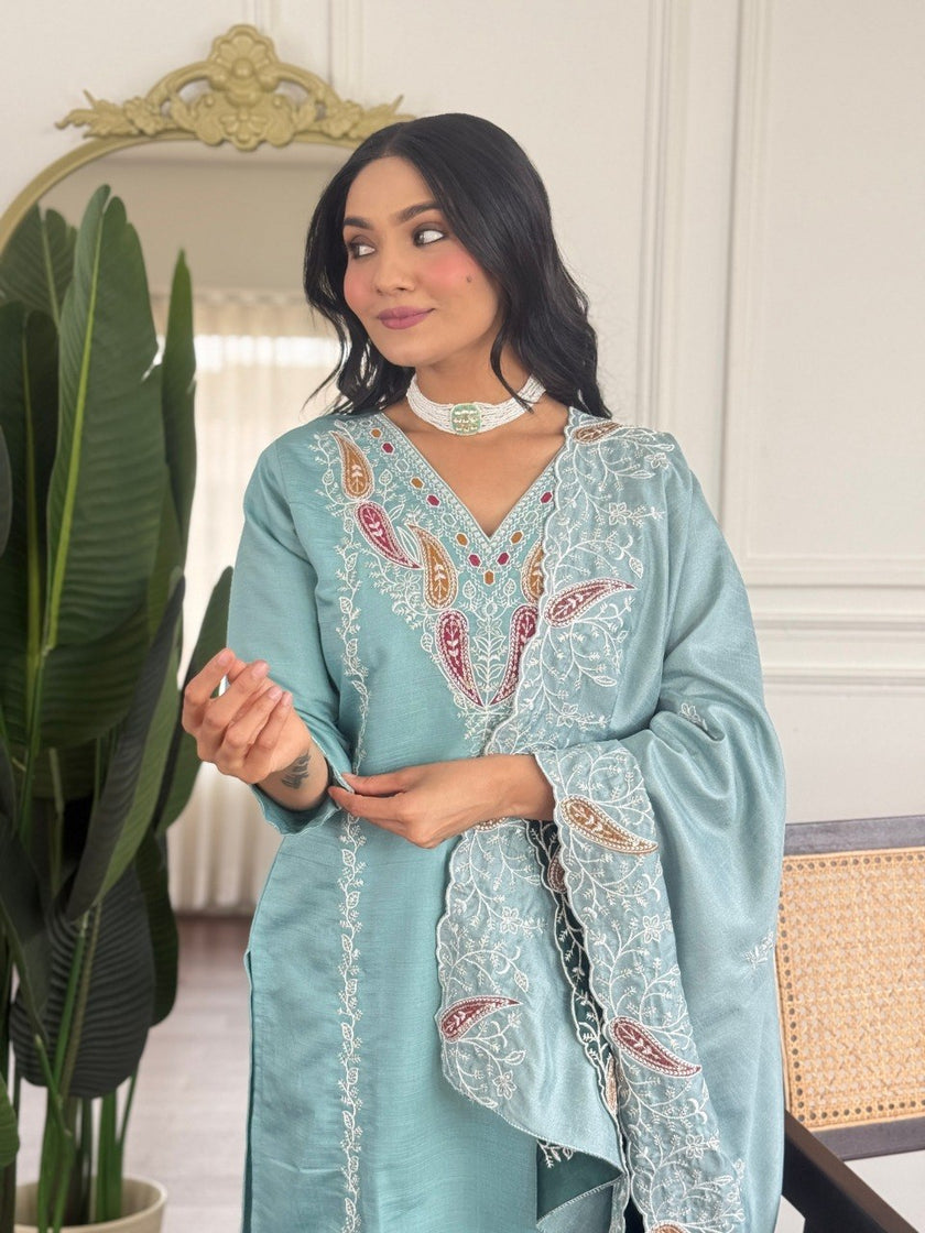Women’s Designer Embroidered Ethnic Suit Set.
