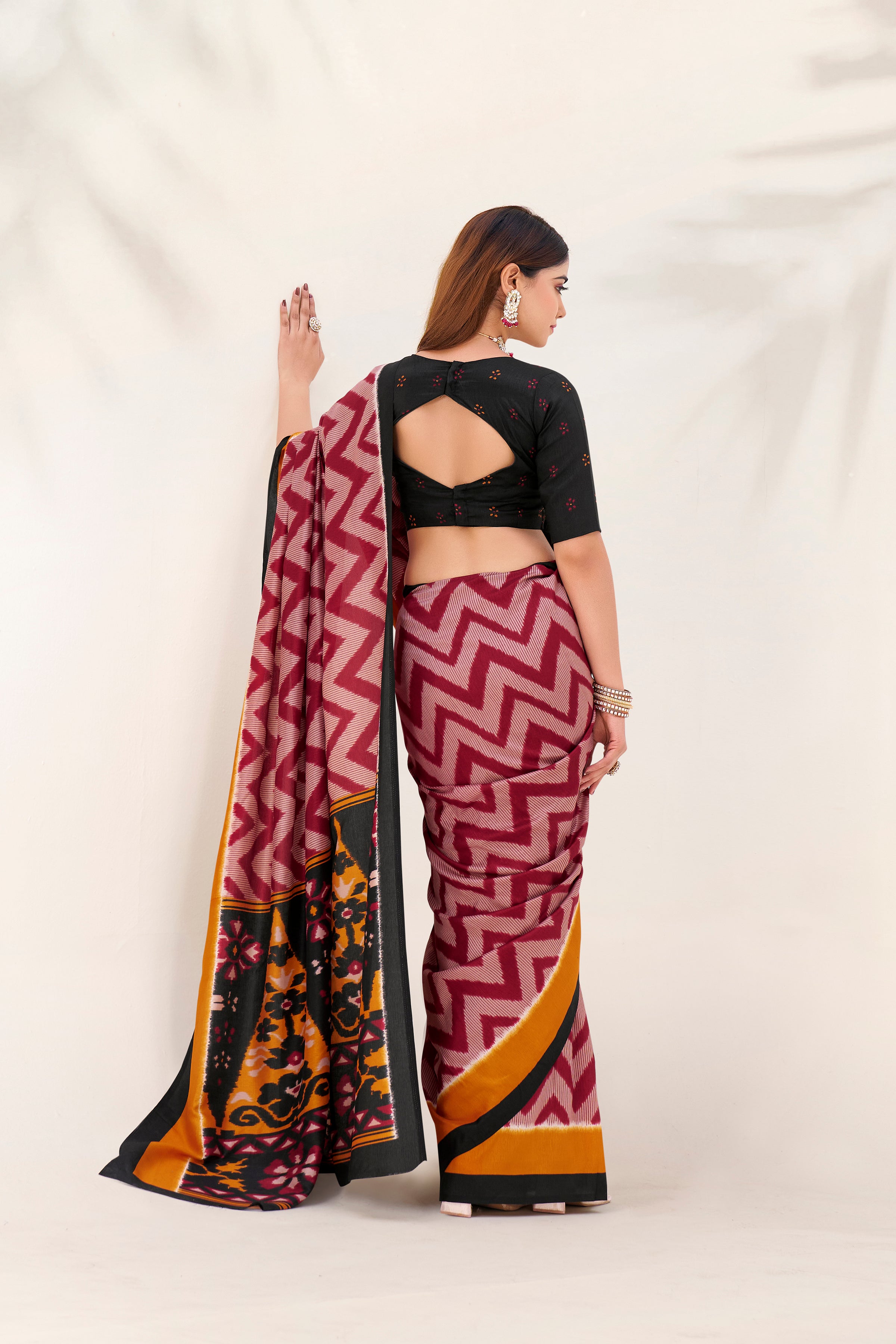 Women’s Ikat Inspired Printed Saree with Designer Pallu.