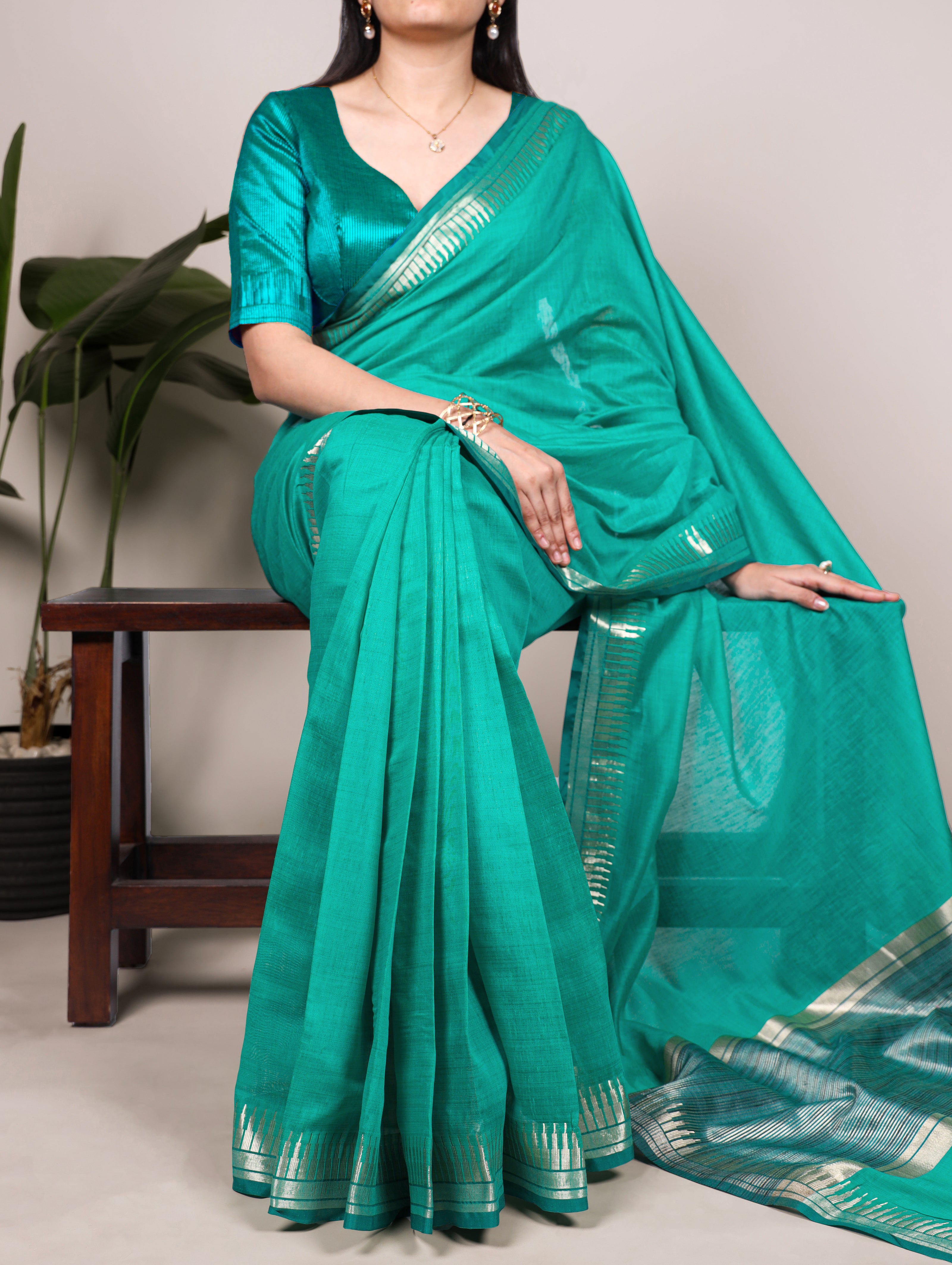 Elegant Cotton Silk Saree with Classic Woven Border.