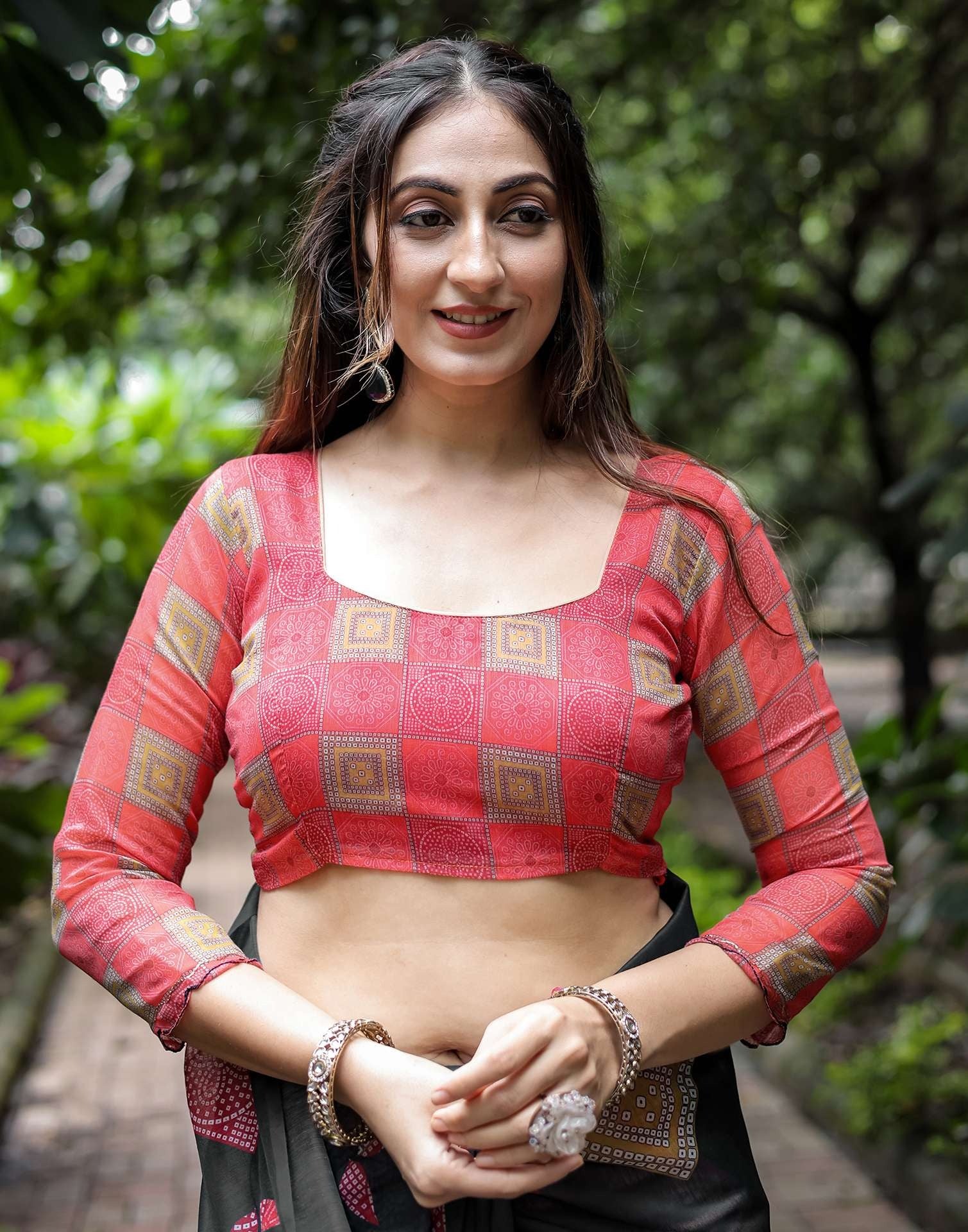 Designer Chiffon Saree with All-Over Print.