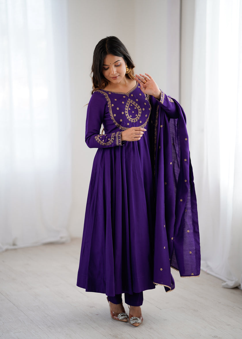 Premium Flared Ethnic Anarkali Suit Set for Festive Collection.