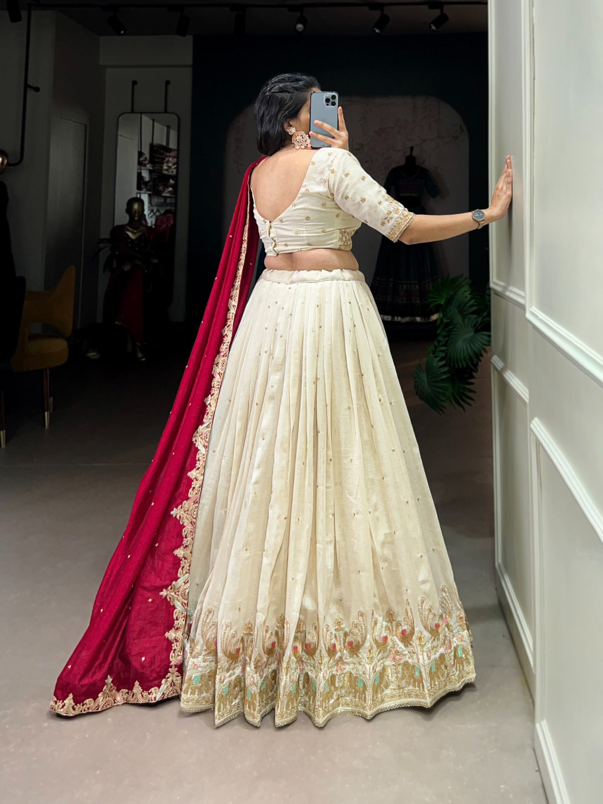 Embroidered Lehenga Choli Set with Designer Dupatta – Festive & Wedding Wear.