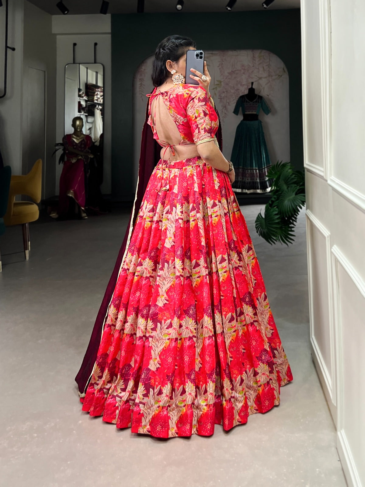 Elegant Floral Printed Lehenga Choli with Solid Dupatta