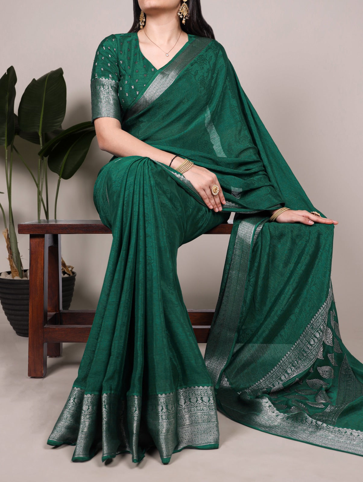 Chinon Silk Saree with Designer Pallu & Graceful Drape.