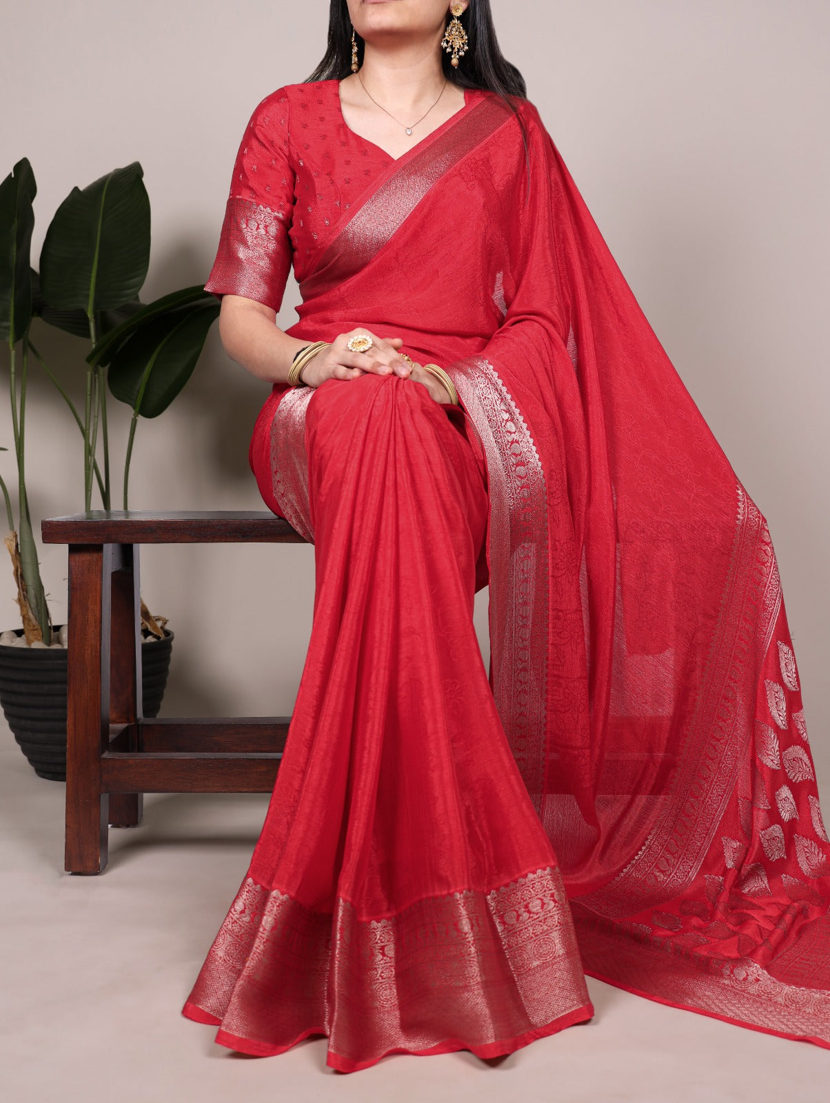 Chinon Silk Saree with Designer Pallu & Graceful Drape.