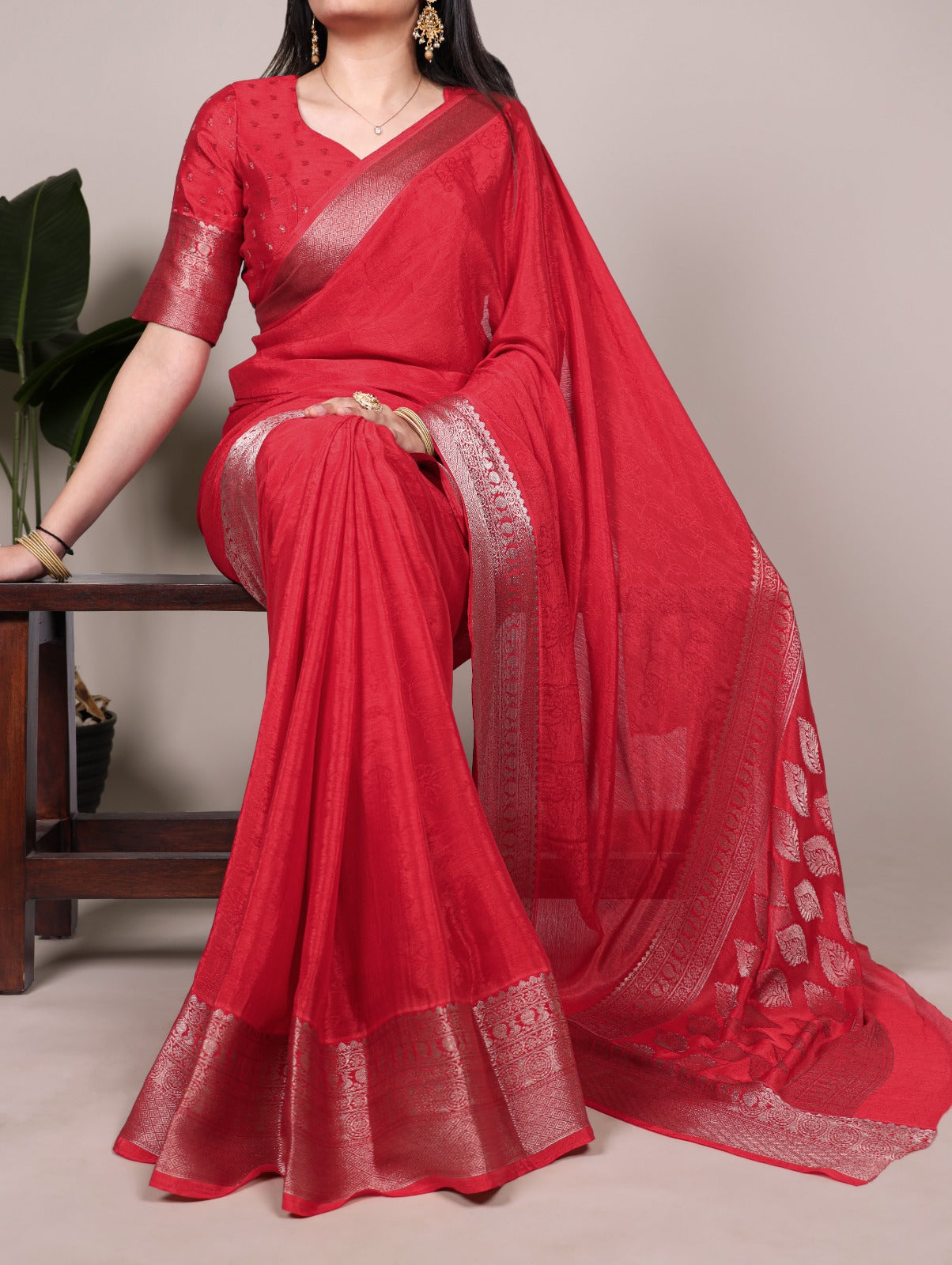 Chinon Silk Saree with Designer Pallu & Graceful Drape.
