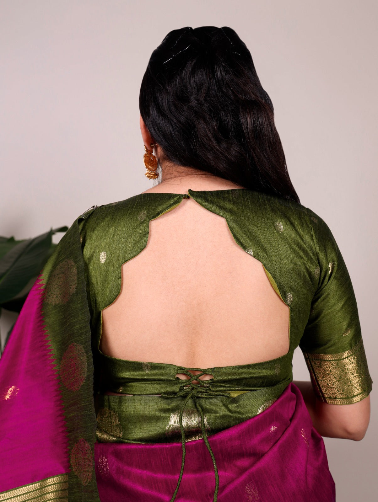 Elegant Poly Cotton Saree with Classic Border Design.