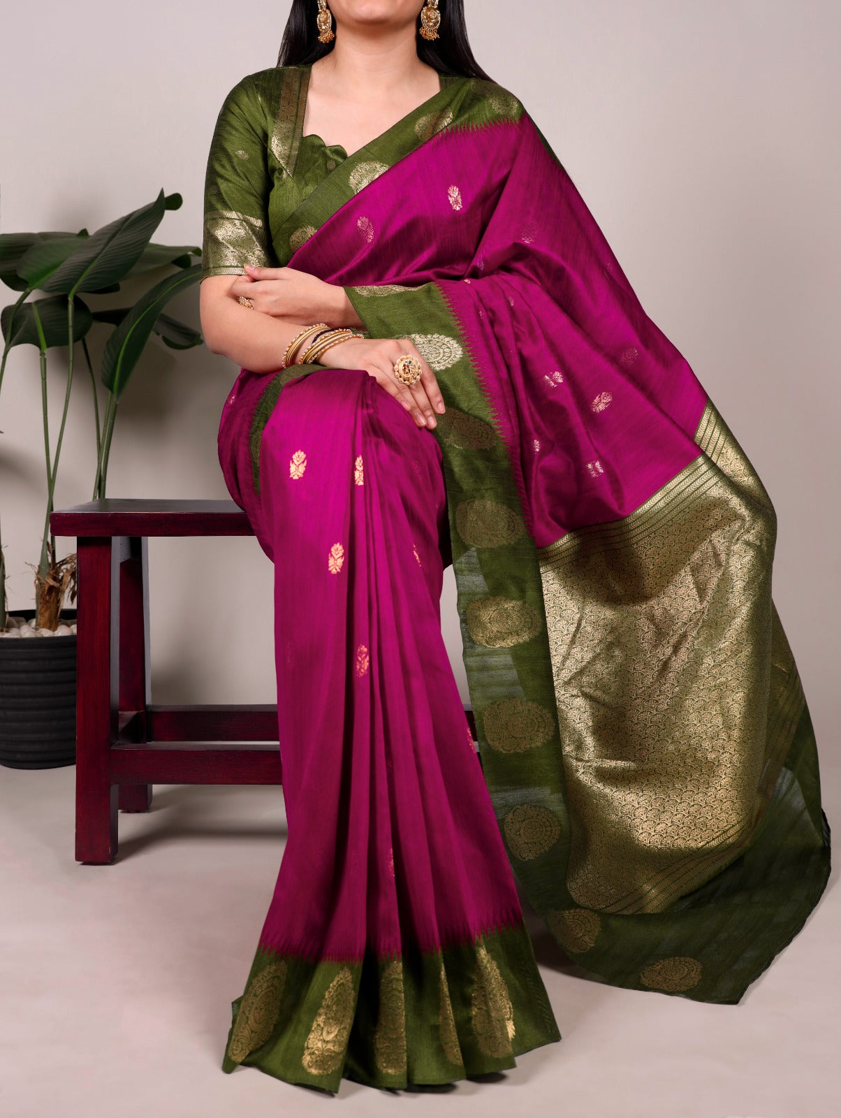 Elegant Poly Cotton Saree with Classic Border Design.