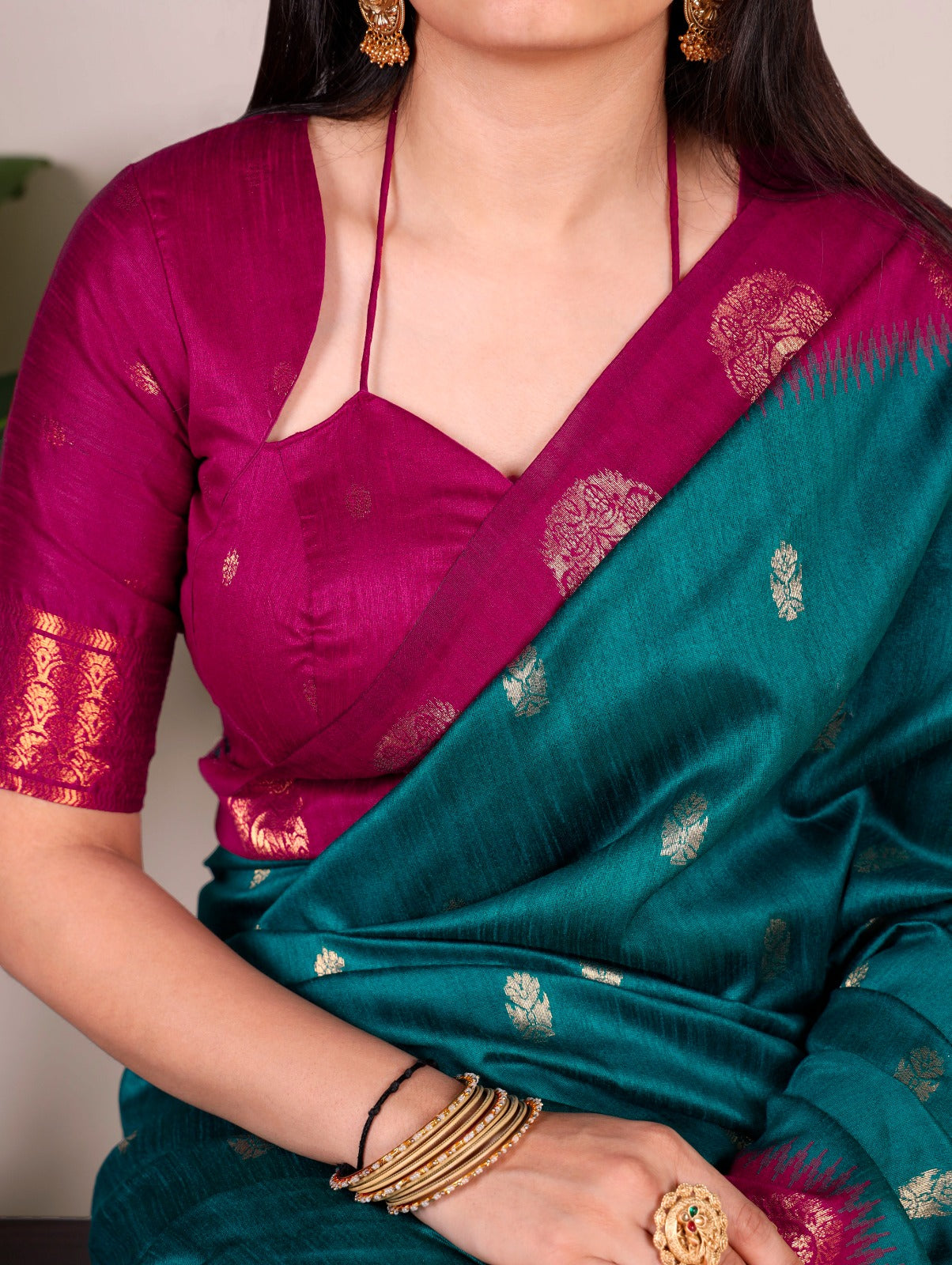 Elegant Poly Cotton Saree with Classic Border Design.