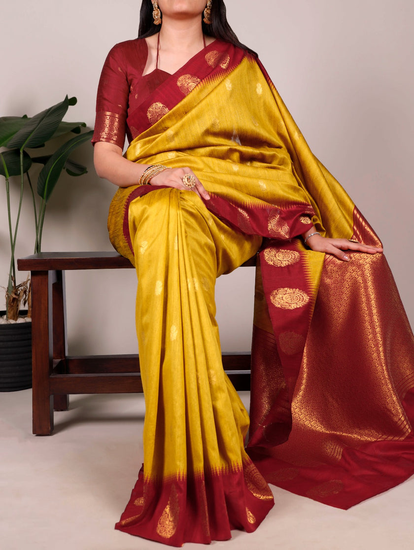 Elegant Poly Cotton Saree with Classic Border Design.