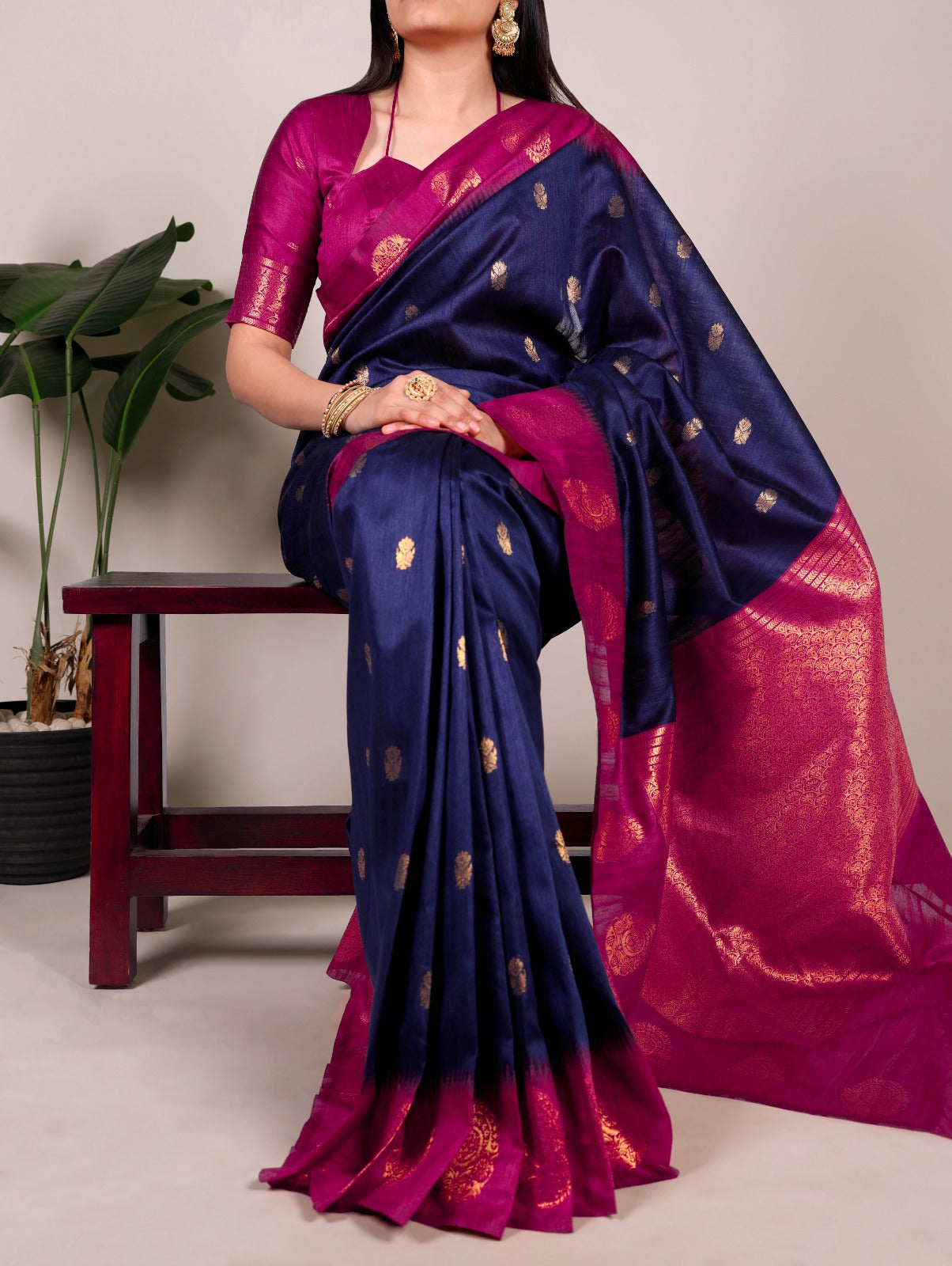 Elegant Poly Cotton Saree with Classic Border Design.