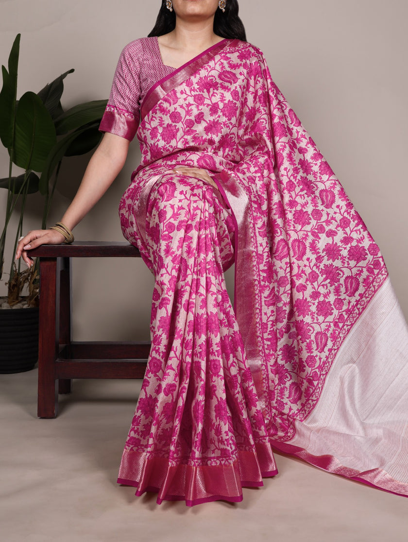 Designer Floral Woven Saree with Classic Border & Pallu.