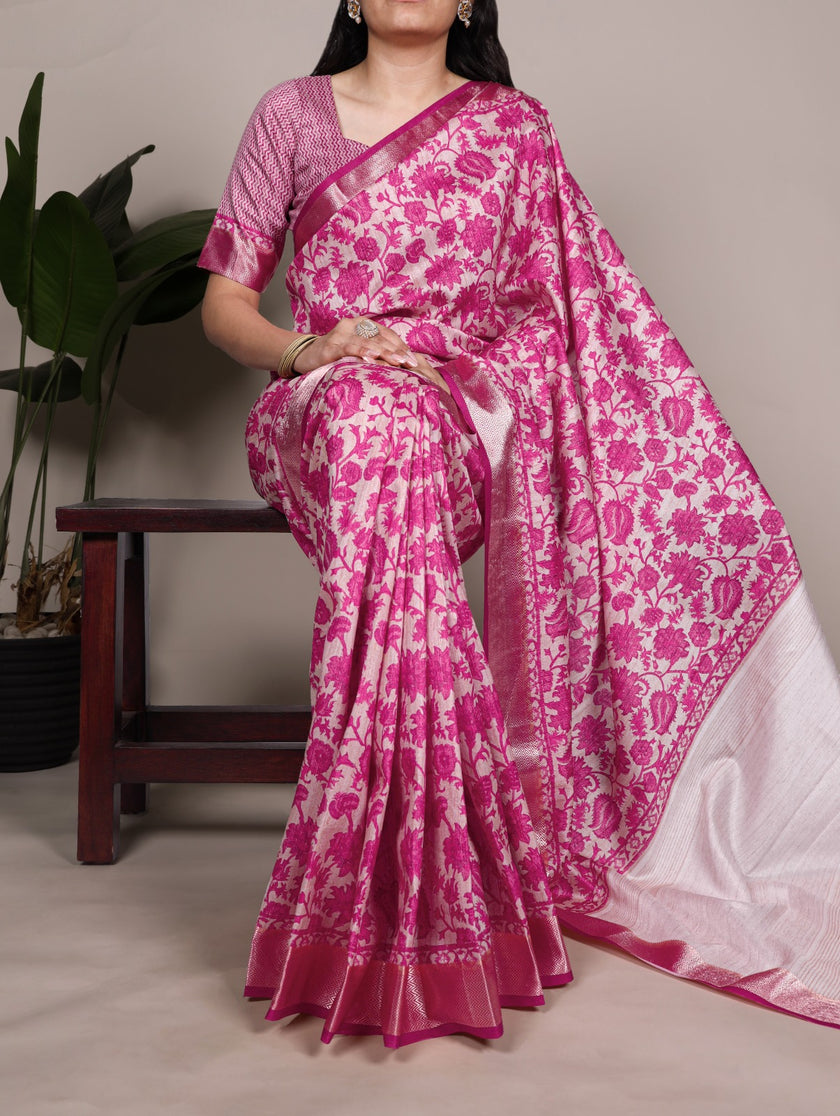 Designer Floral Woven Saree with Classic Border & Pallu.