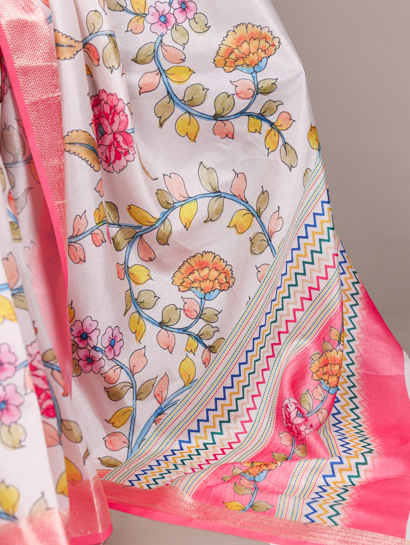 Floral Printed Soft Silk Saree with Contrast Border.
