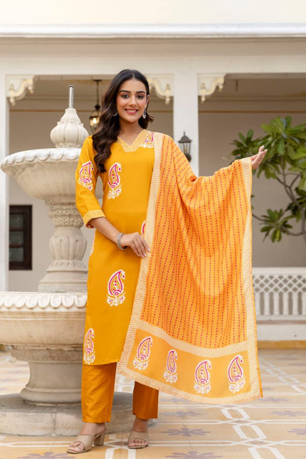 Women's Pure Viscose Rayon Embroidered Kurta Set's.