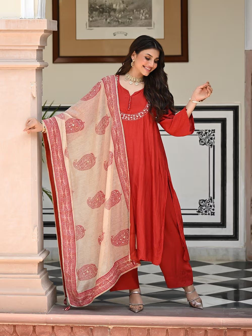 Women's Ethnic Kurta Palazzo Set with Dupatta.