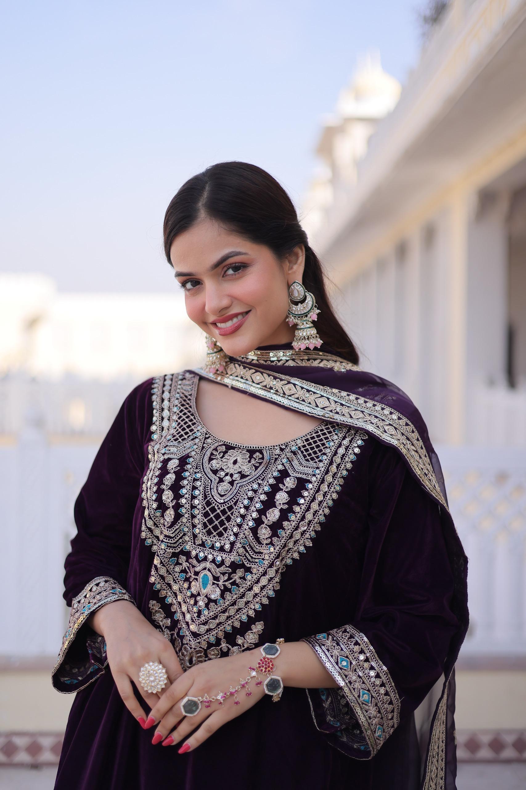 Luxury Velvet Embroidered Kurta Set with Dupatta for Women.