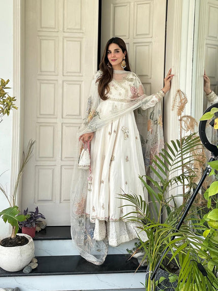 Elegant Ivory Floral Embroidered Anarkali Set with Organza Dupatta.