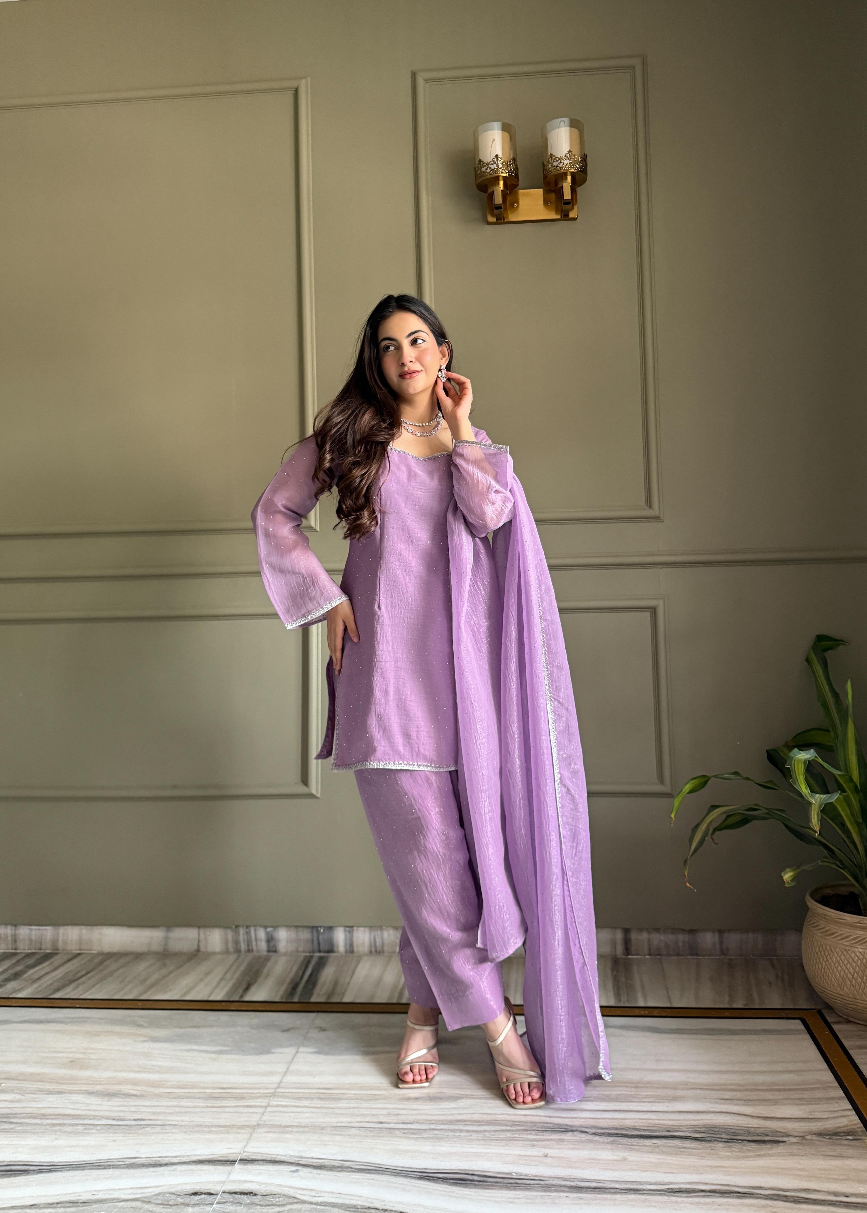 Stylish Straight Kurta Pant Set with Soft Net Dupatta.