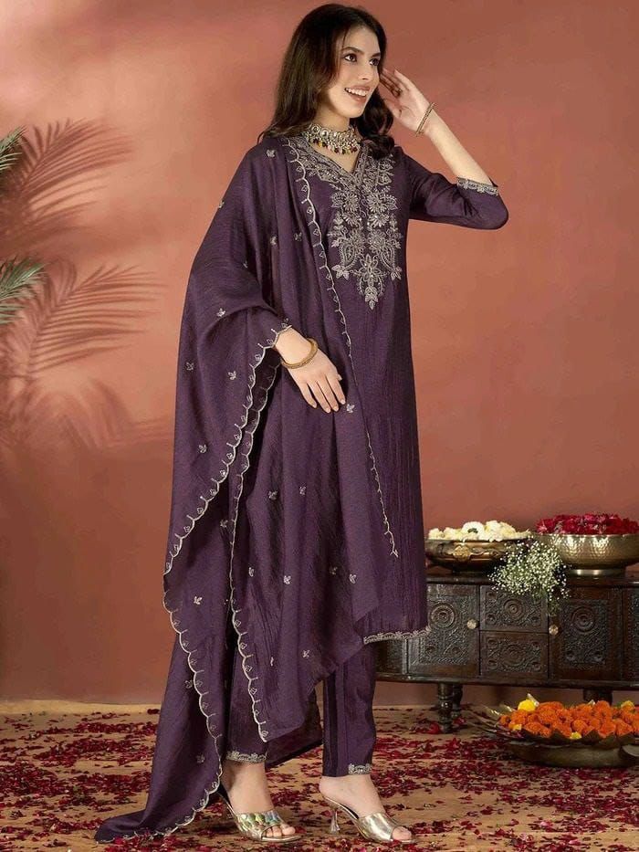 Elegant Embroidered Kurta Pant Set with Dupatta.