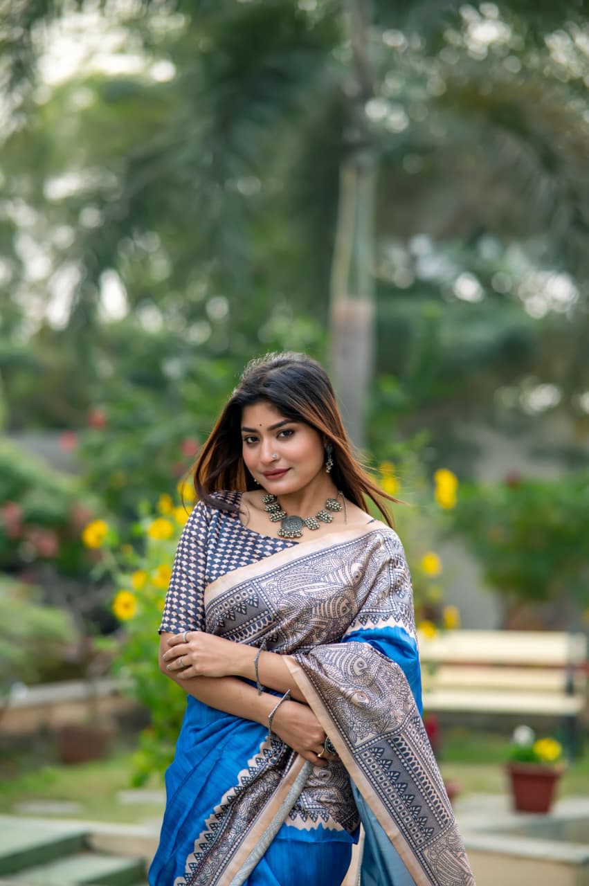 Stylish Saree with Traditional Woven Pallu Design.