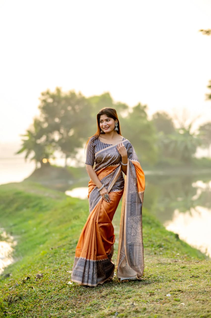 Stylish Saree with Traditional Woven Pallu Design.