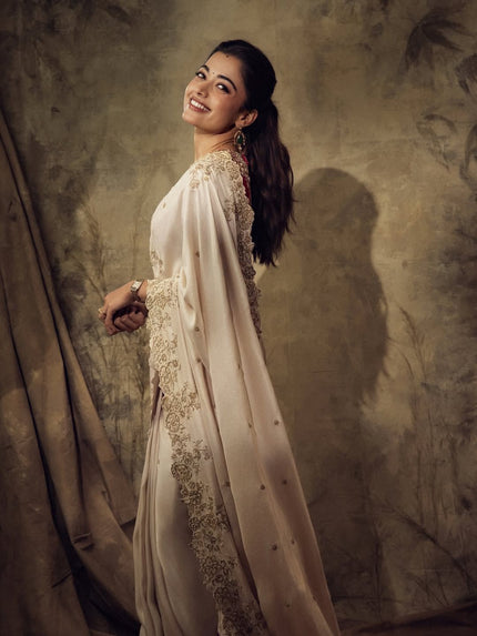 Designer Wedding Special Saree Perfect For Party Wear & Festive Occasion.