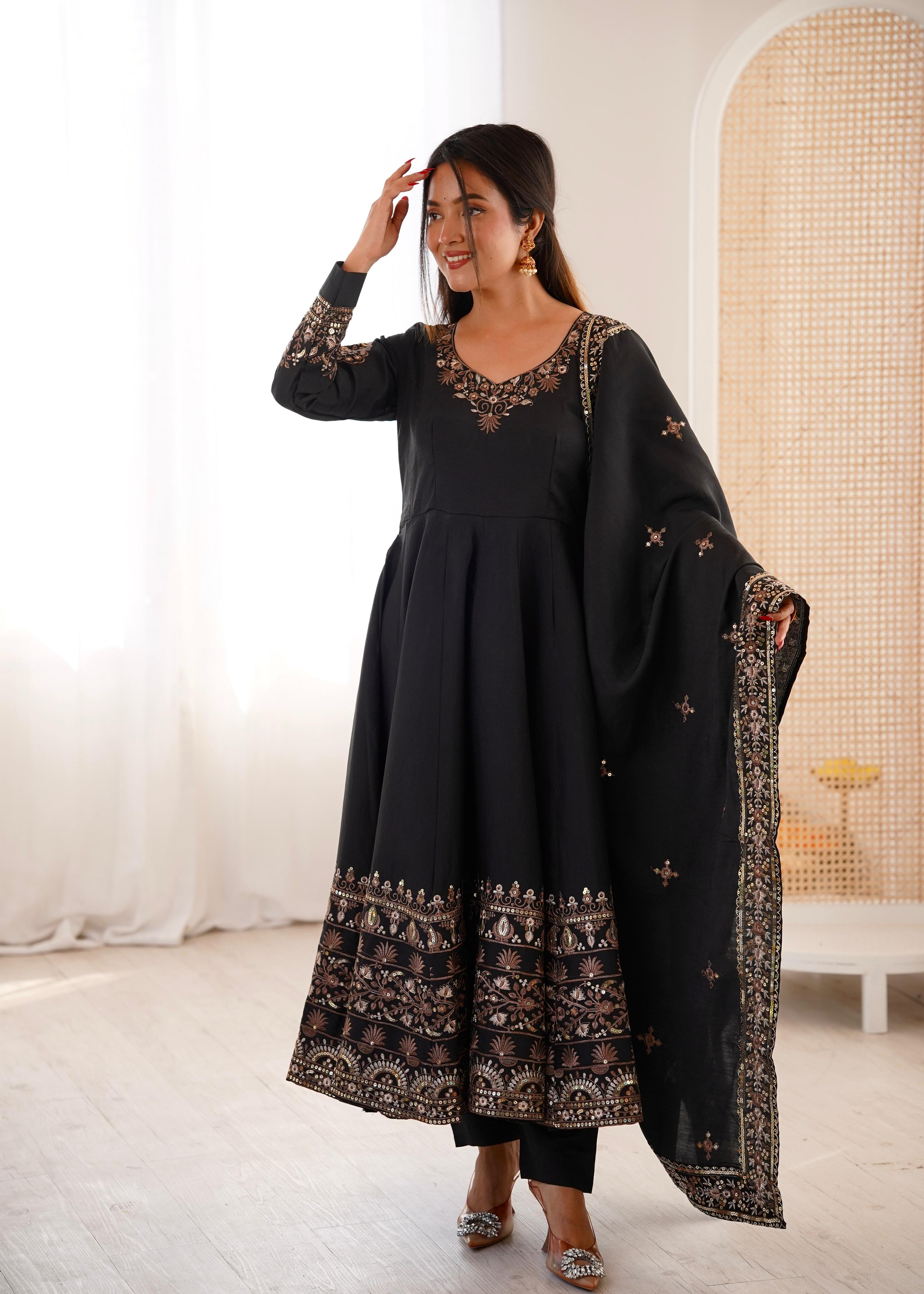 Premium Quality Ethnic Anarkali Suit With Elegant Dupatta For Wedding & Festive Fashion .