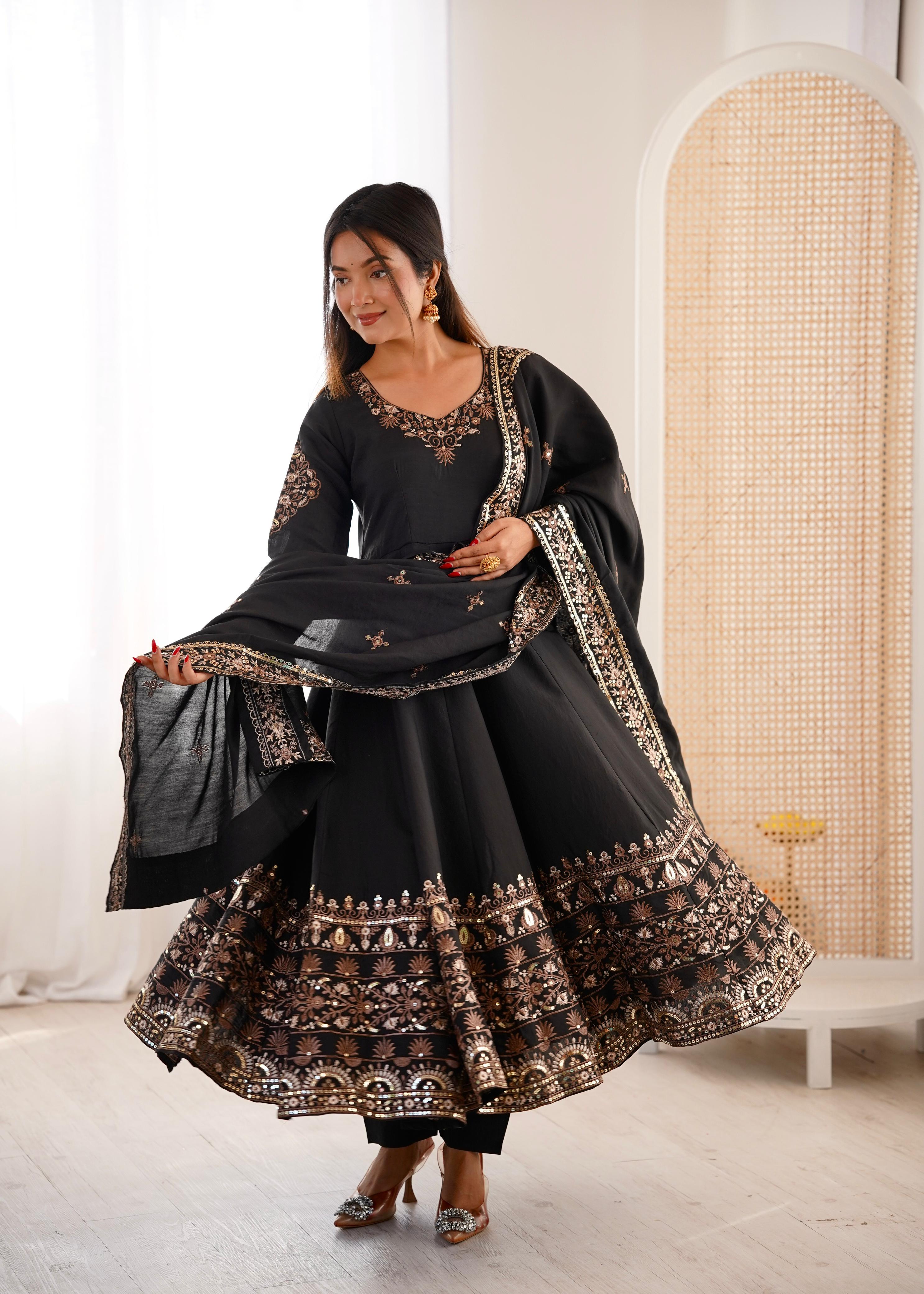 Premium Quality Ethnic Anarkali Suit With Elegant Dupatta For Wedding & Festive Fashion .
