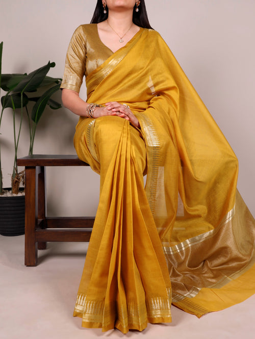 Elegant Cotton Silk Saree with Classic Woven Border.