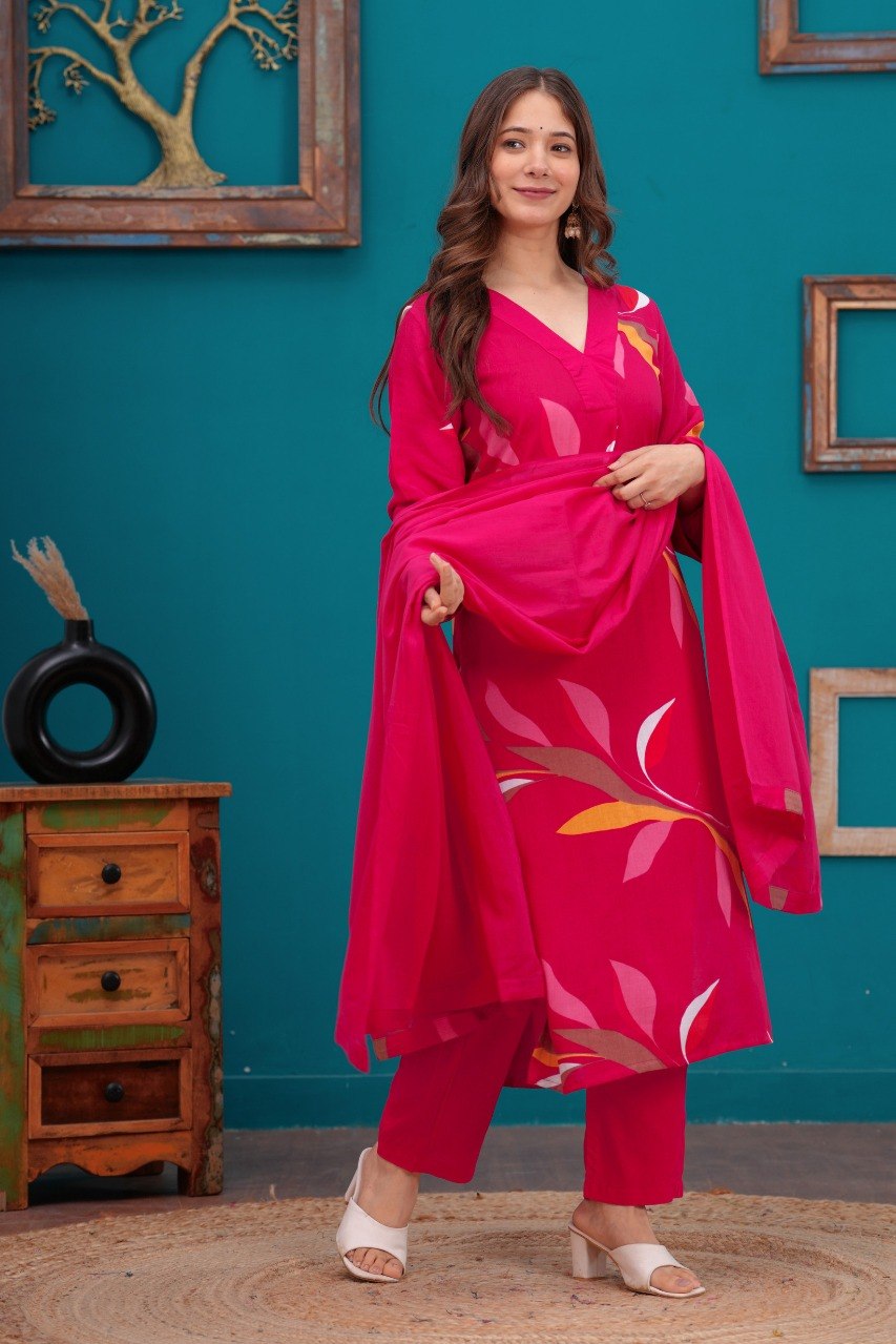 Party Wear Ethnic Kurti Pant Set.