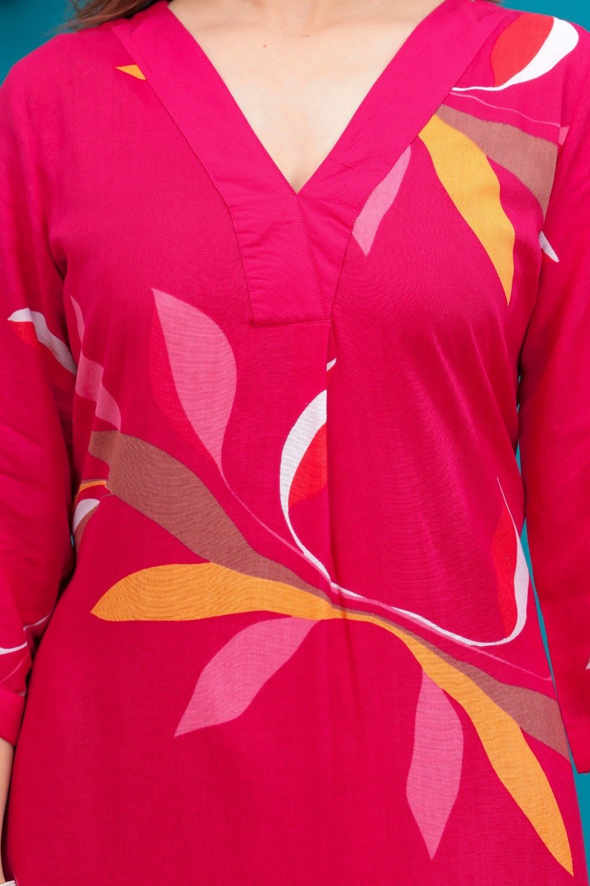 Party Wear Ethnic Kurti Pant Set.